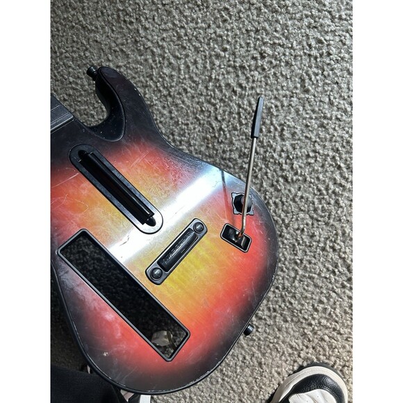 Wii Red Octane Guitar Hero Sunburst World Tour Guitar - Picture 6 of 6